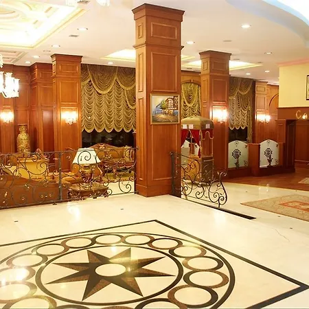 Deluxe Golden Horn Sultanahmet Hotel 4*