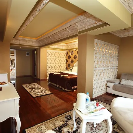 Deluxe Golden Horn Sultanahmet Hotel