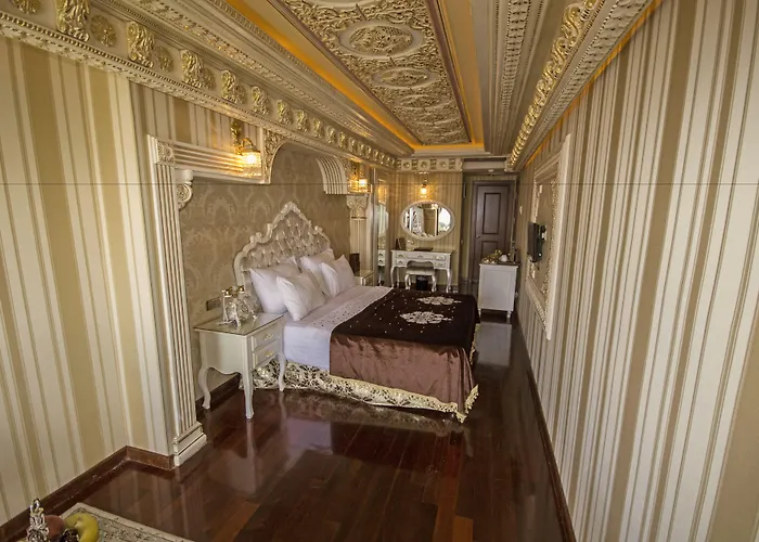 Отель Deluxe Golden Horn Sultanahmet Стамбул