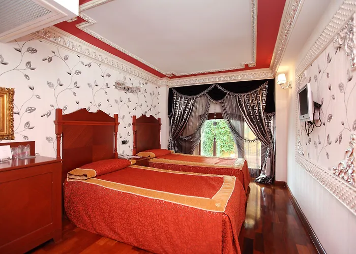 Deluxe Golden Horn Sultanahmet 4*