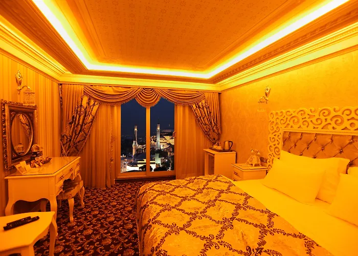 Отель Deluxe Golden Horn Sultanahmet