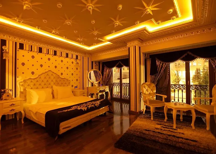 Отель Deluxe Golden Horn Sultanahmet 4*