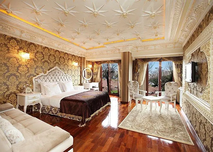 Deluxe Golden Horn Sultanahmet 4* Стамбул