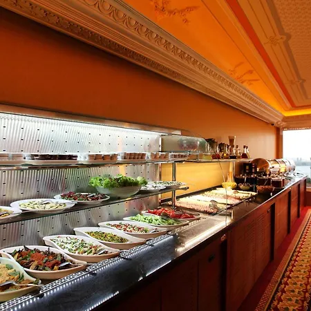 Hotel Deluxe Golden Horn Sultanahmet 4*