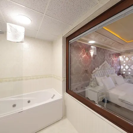 Deluxe Golden Horn Sultanahmet Hotel